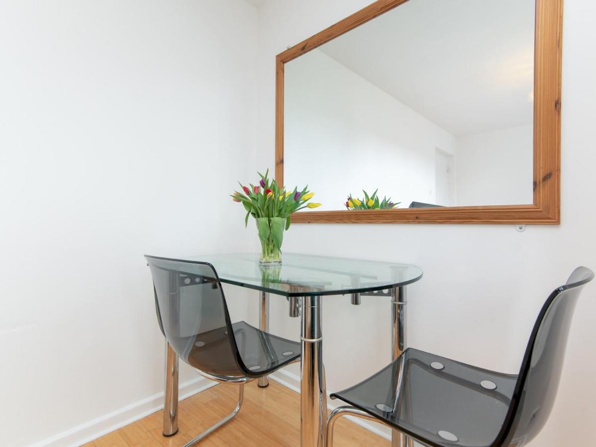 Pass The Keys Bright Modern One Bed Apartment - Bath City Centre 외부 사진