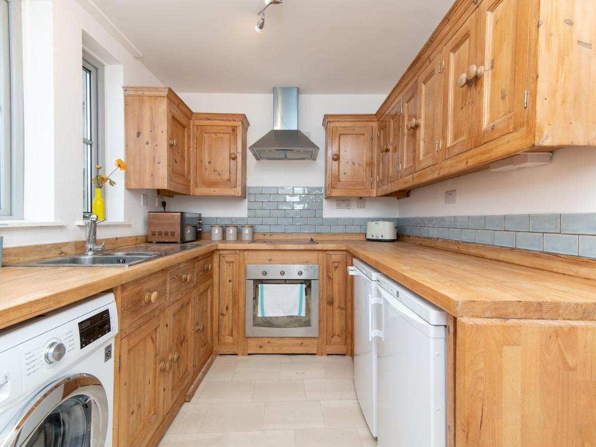 Pass The Keys Bright Modern One Bed Apartment - Bath City Centre 외부 사진
